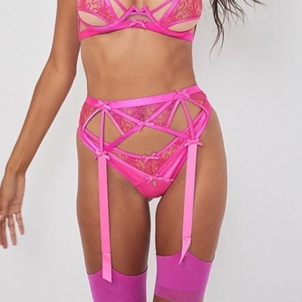 FOR LOVE & LEMONS Soutache Hot Pink Lace Garter Belt NWT XXS